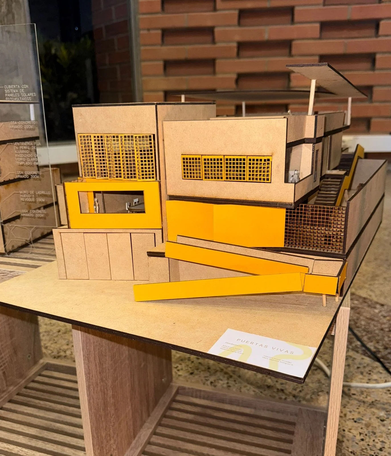 Maqueta física — vista 2